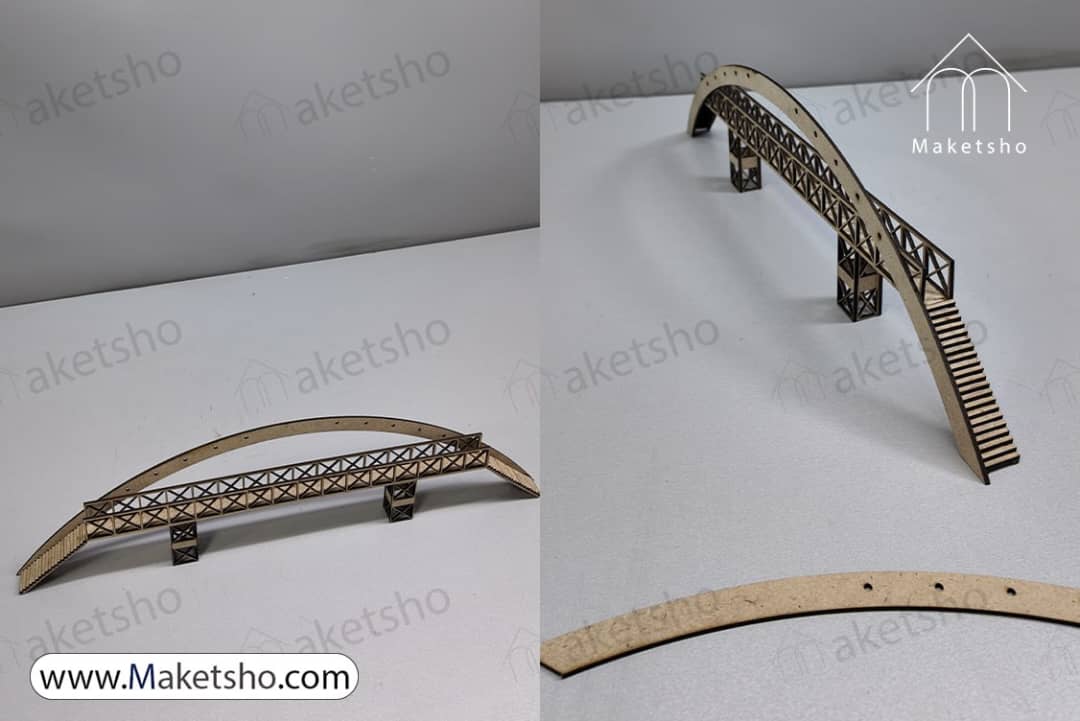 چسبوندن قطعات برای تکمیل ماکت پل عابر